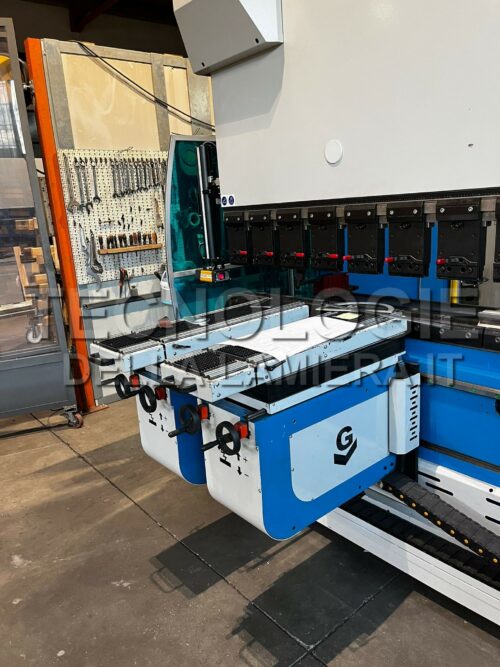 Piegatrice LAG Machinery - immagine 2