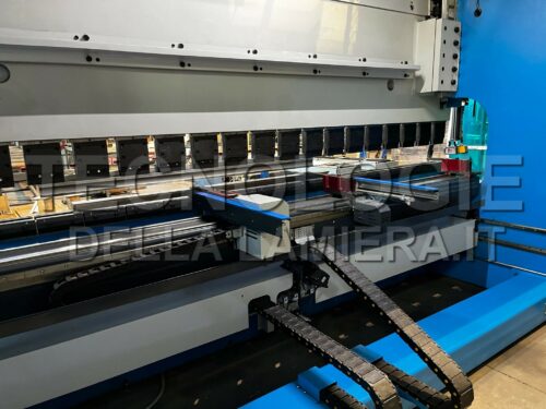 Piegatrice LAG Machinery - immagine 5